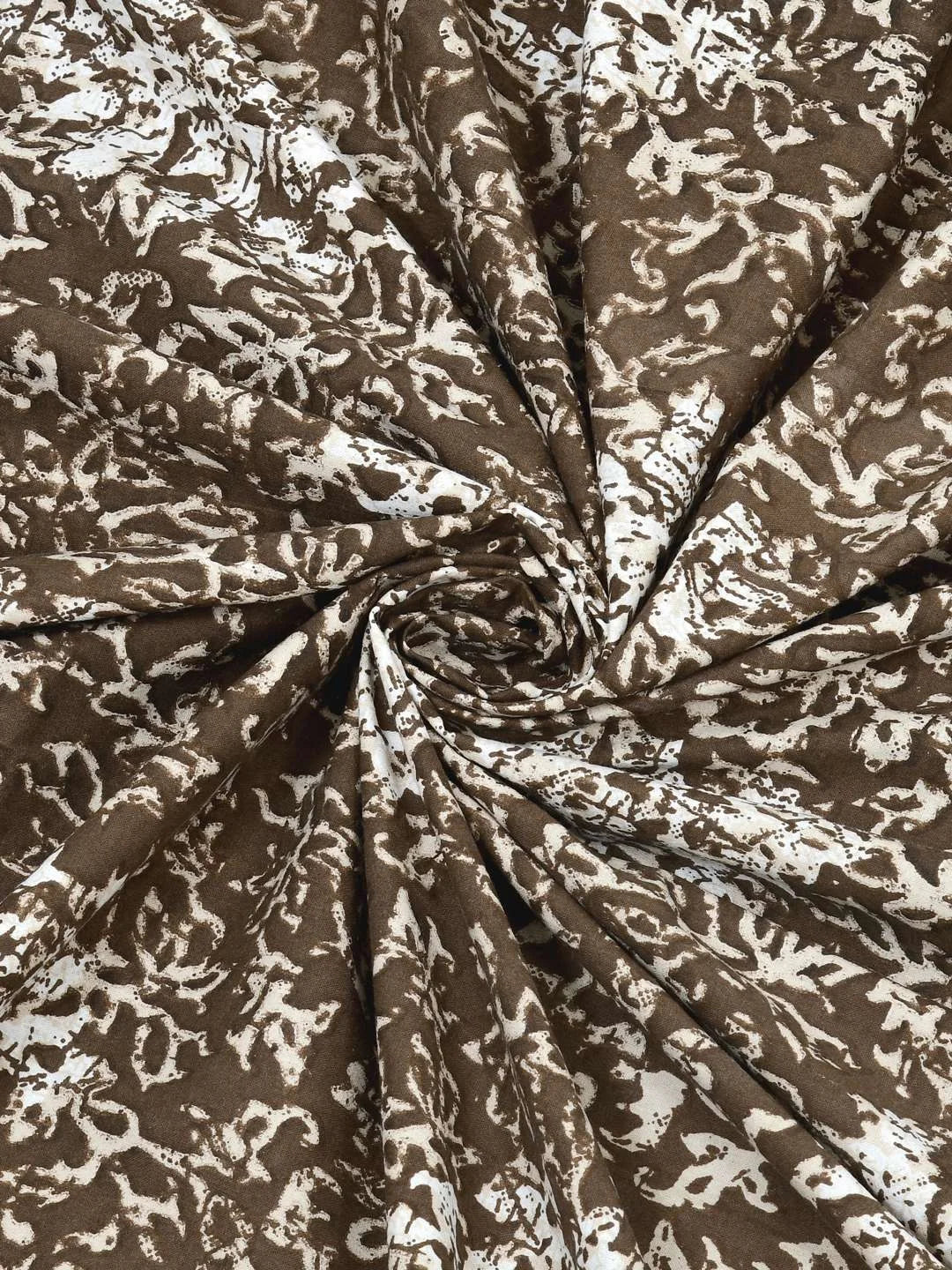 100% Pure Cotton Traditional Printed Bedsheet for Double Bed King Size Bedsheet with 2 Pillow Covers - TN Creations