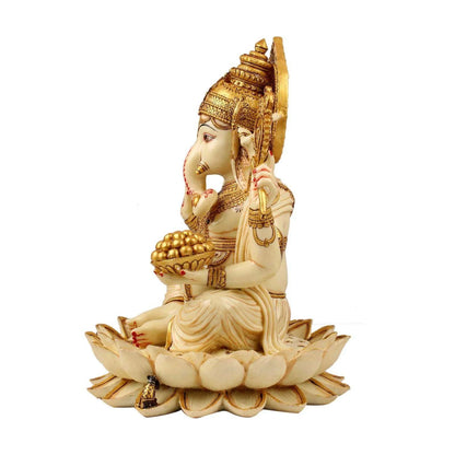 Handcrafted Marble Religious Statue – Exquisite God Idol for Home & Temple Décor