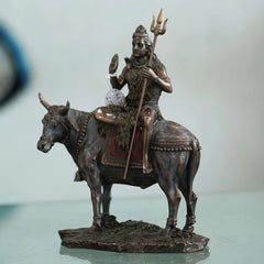 Shiva in Contemplation on Nandi, the Divine Bull - TN Creations